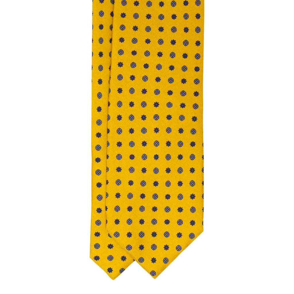 Gold Yellow Silk Tie & Blackberry Primitivo Pocket Square Set Serà fine silk